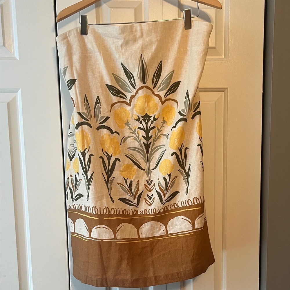 Abercrombie & Fitch Strapless Floral Midi Dress/Skort in Yellow, Olive & Brown - Picture 5 of 5